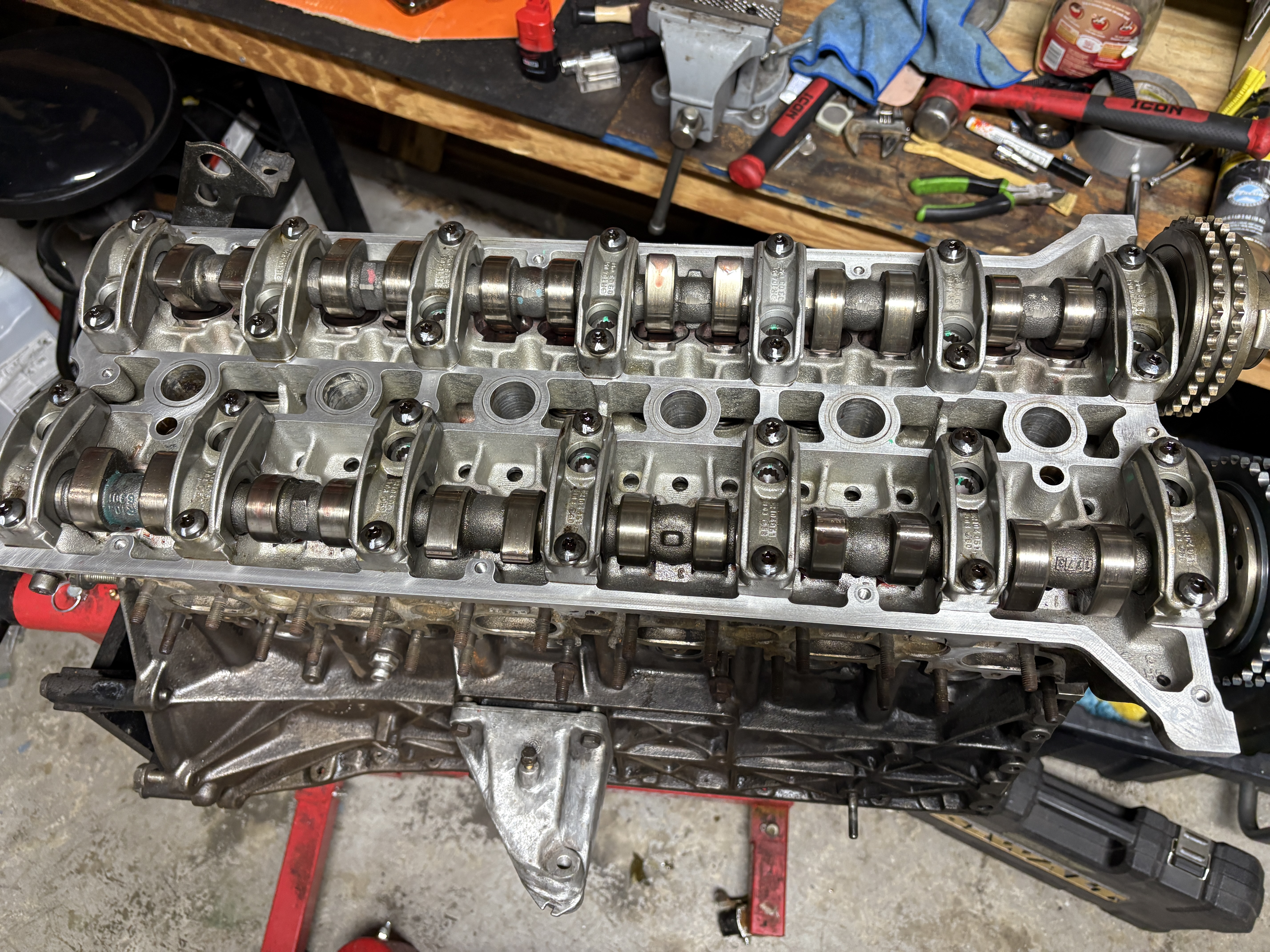 Mercedes M104 cylinder head with camshafts assembled