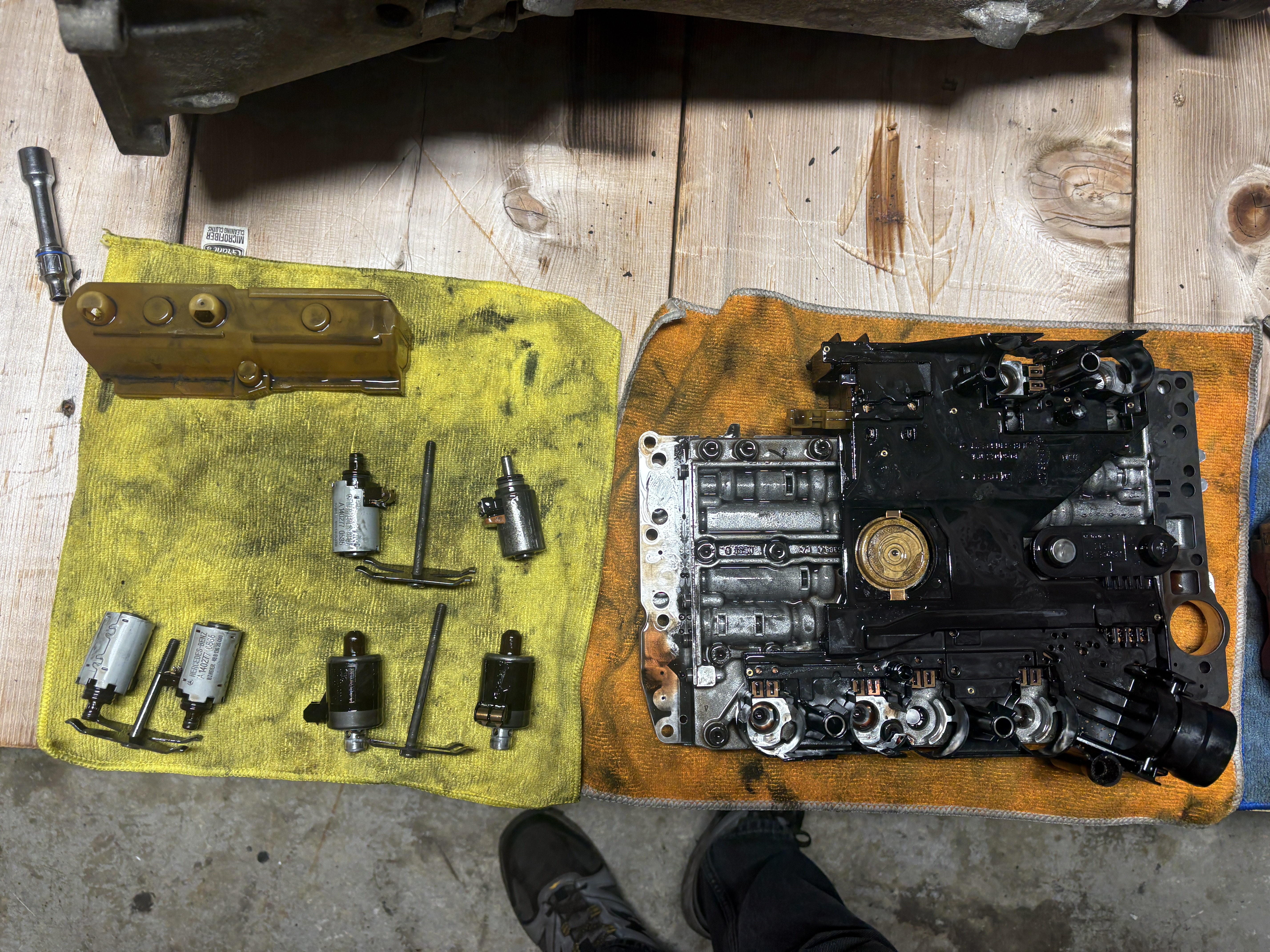 Mercedes 722.6 valve body with solenoids